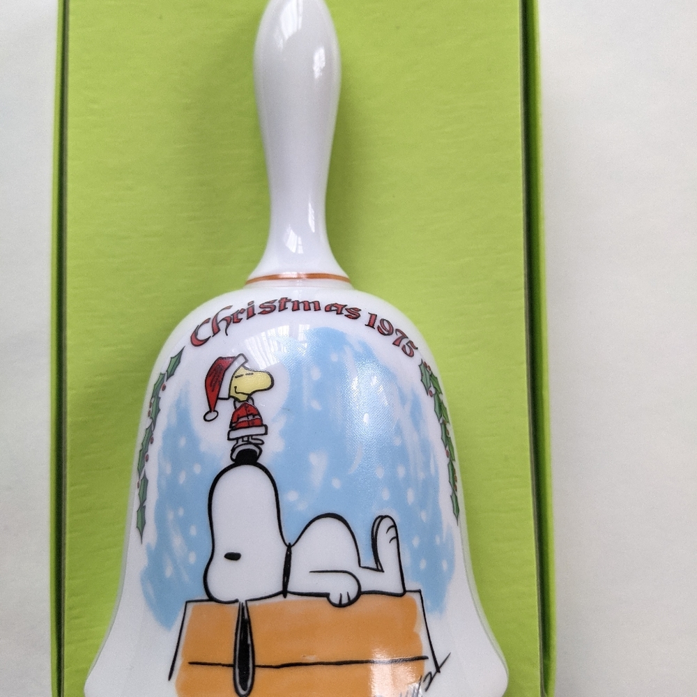 Peanuts 1975 Christmas Bell Charles Schulz Schmid